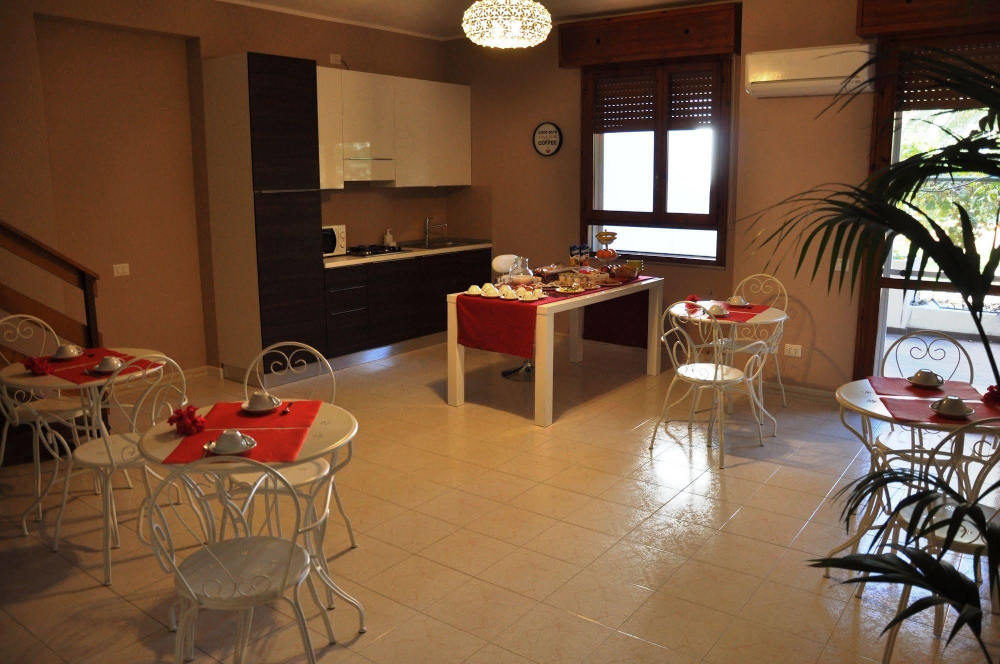 Apartmán House Marcella Cagliari Exteriér fotografie